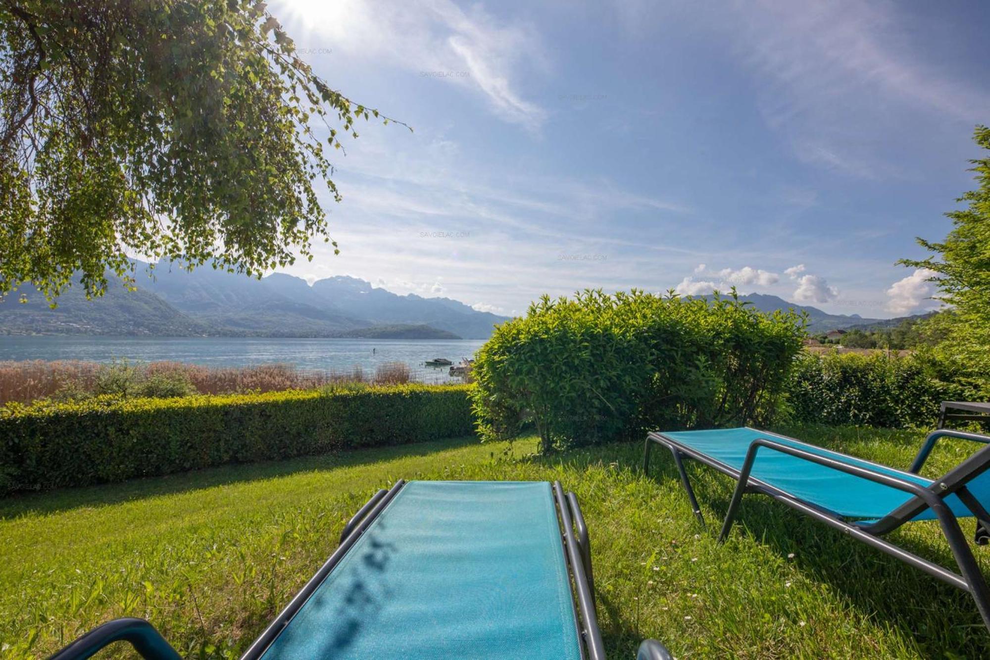 Savoielac - Lac D'Annecy - Sevrier - Bord De Lac : Villa Poisson Rouge エクステリア 写真